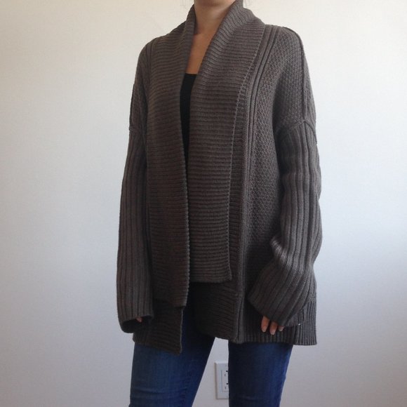 NWOT Retrod - Chunky Green Knit Cardigan - Picture 2 of 15